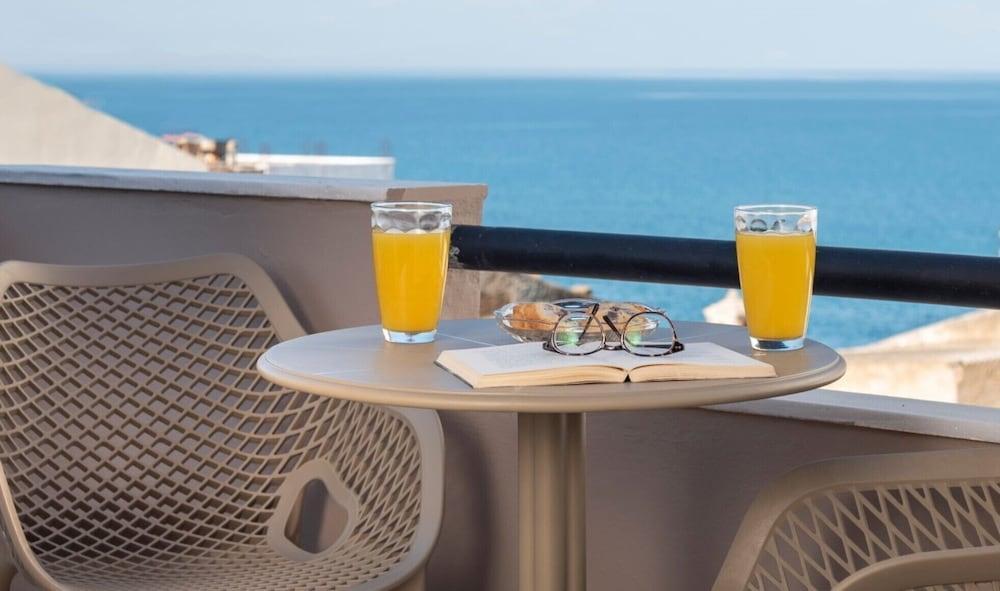 Mirma Luxury Apartment Chrissi Akti Chania Exterior foto
